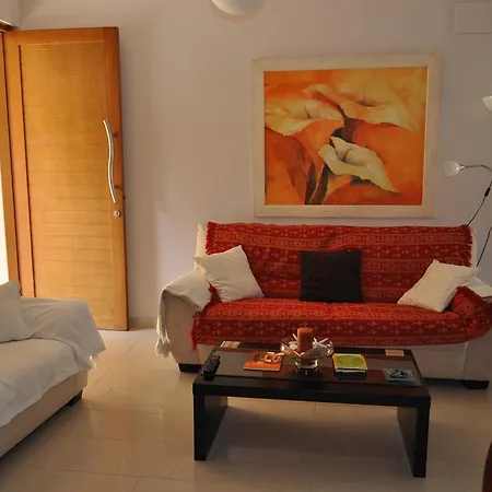 Sunset Garden 度假居 *