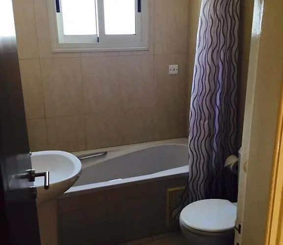 Feriehus Sunset Garden Perivolia