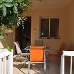 Dom wakacyjny Sunset Garden Periwolia